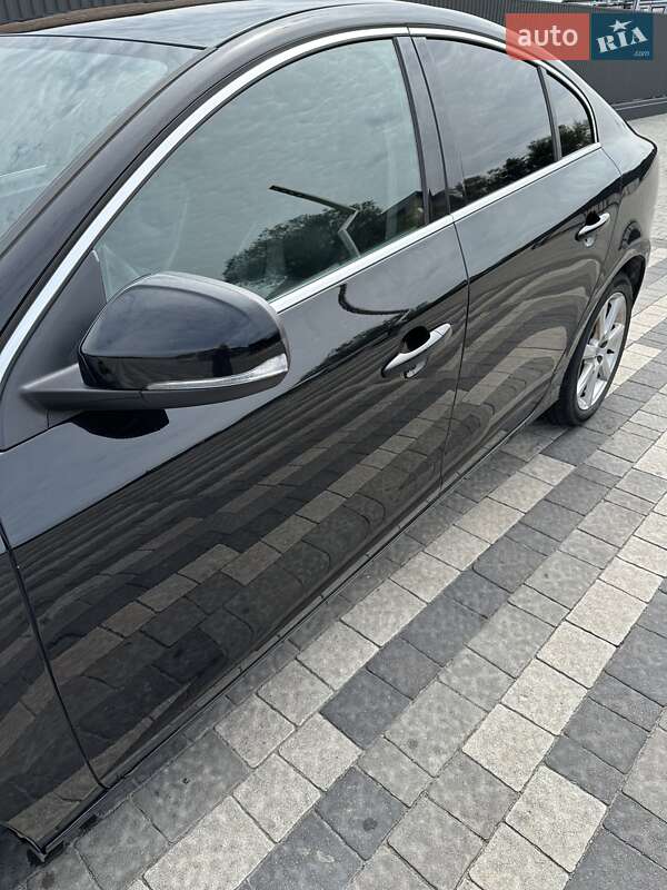 Седан Volvo S60 2017 в Львове