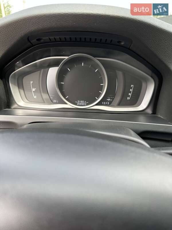 Седан Volvo S60 2017 в Львове