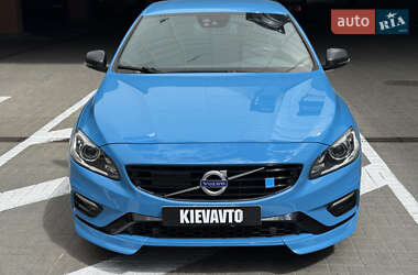 Седан Volvo S60 2017 в 