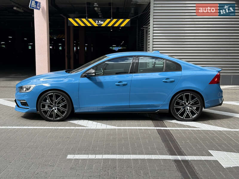 Седан Volvo S60 2017 в Киеве