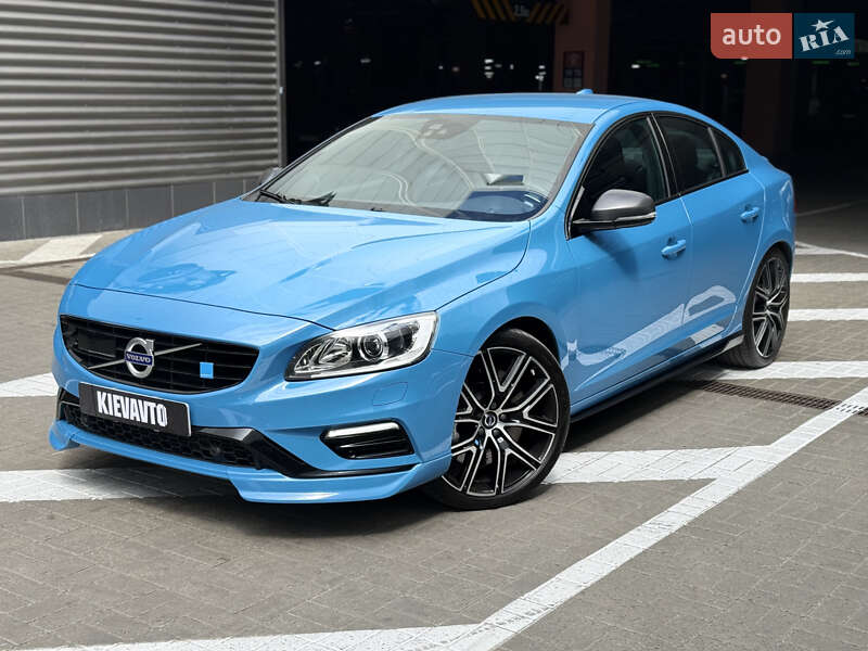 Седан Volvo S60 2017 в Киеве
