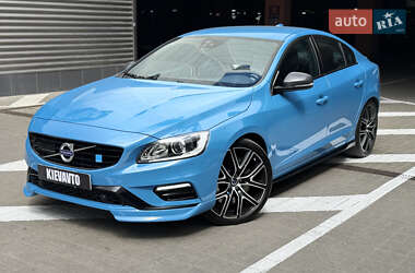 Седан Volvo S60 2017 в 