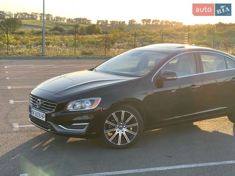 Volvo S60 2015