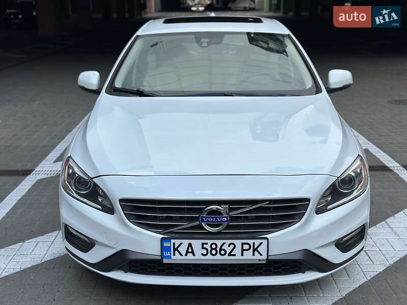 Седан Volvo S60 2017 в Киеве