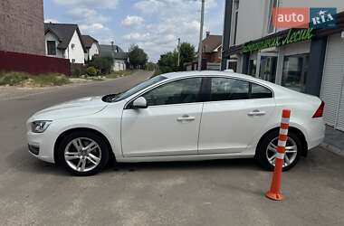Седан Volvo S60 2014 в 