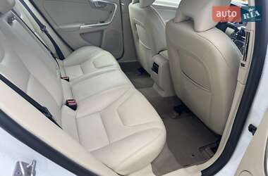 Седан Volvo S60 2014 в 