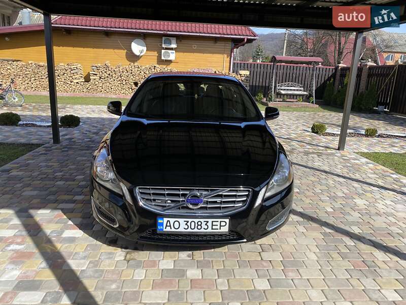 Седан Volvo S60 2011 в Тячеве фото 2 Седан Volvo S60 2011 в Тячеве