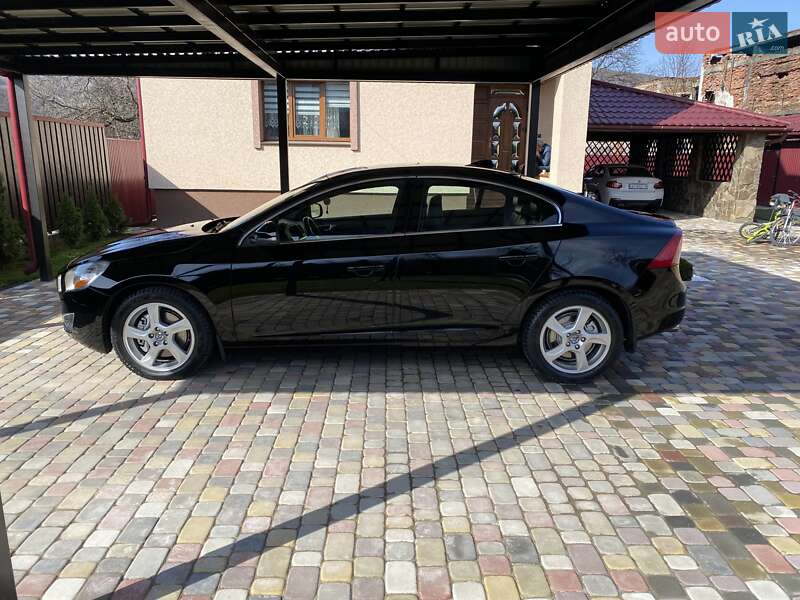 Седан Volvo S60 2011 в Тячеве фото 6 Седан Volvo S60 2011 в Тячеве