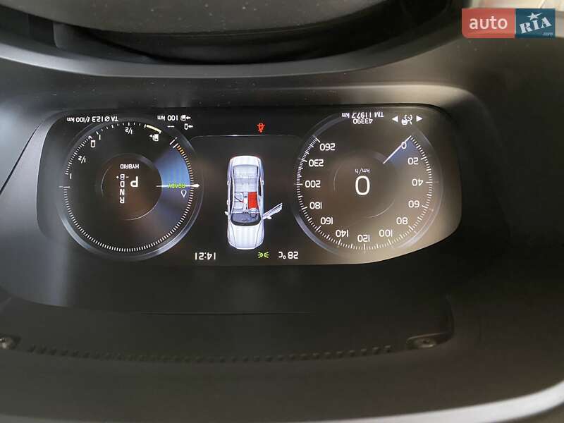 Седан Volvo S60 2019 в Одессе