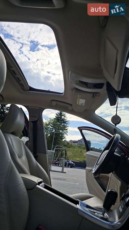 Седан Volvo S60 2010 в Самборе