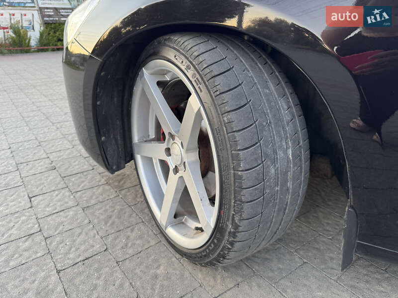 Седан Volvo S60 2010 в Бродах