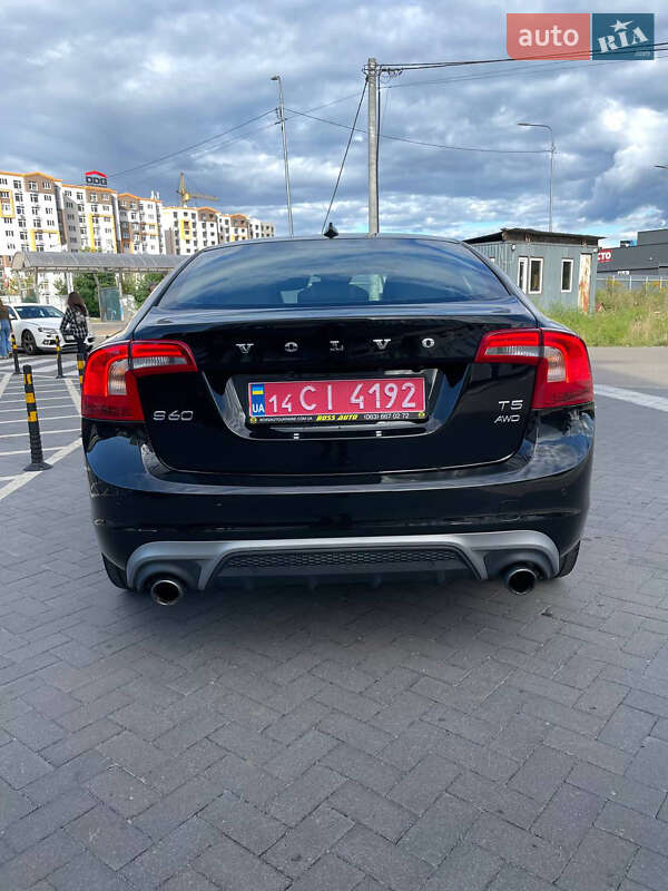Седан Volvo S60 2017 в Києві