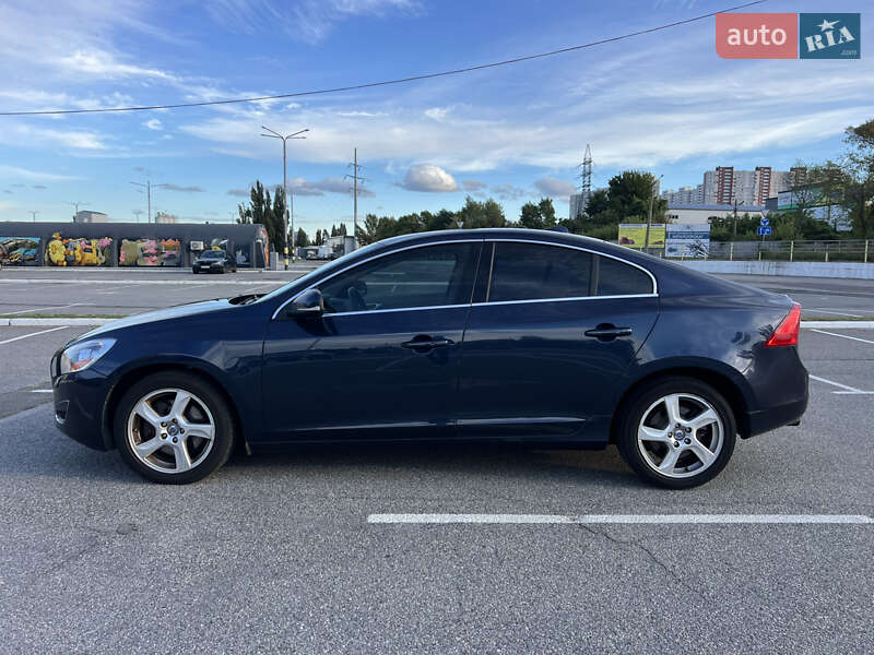 Седан Volvo S60 2012 в Киеве фото 5 Седан Volvo S60 2012 в Киеве