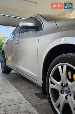 Седан Volvo S60 2013 в 