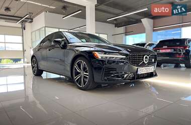 Седан Volvo S60 2019 в Хмельницком