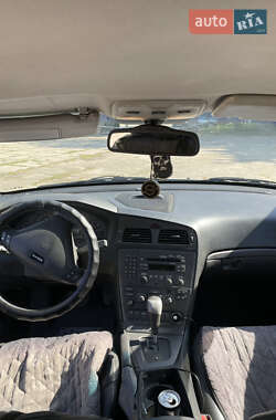 Седан Volvo S60 2000 в 