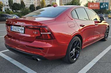 Седан Volvo S60 2019 в 