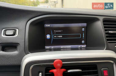 Седан Volvo S60 2013 в 