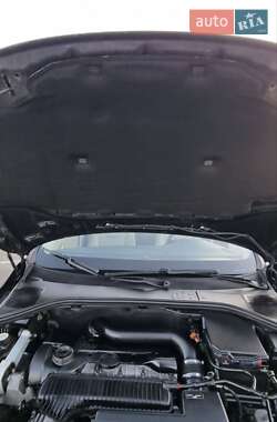 Седан Volvo S60 2012 в 