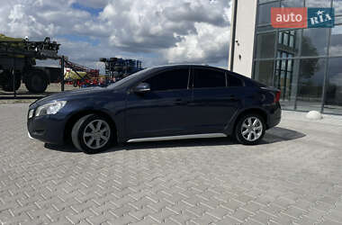 Седан Volvo S60 2011 в 