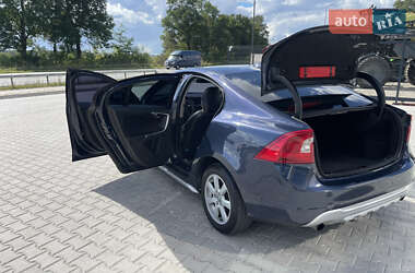Седан Volvo S60 2011 в 