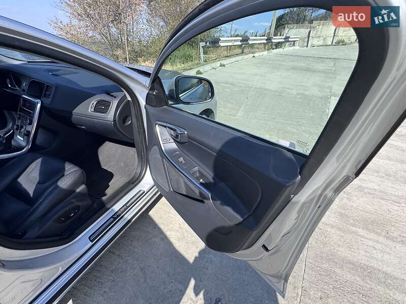 Седан Volvo S60 2013 в Николаеве фото 37 Седан Volvo S60 2013 в Николаеве