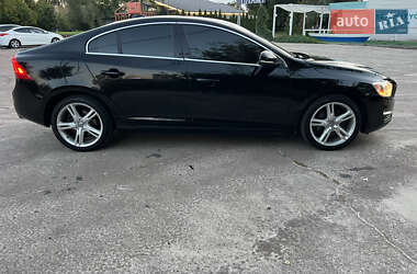 Седан Volvo S60 2016 в Києві