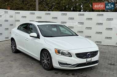 Седан Volvo S60 2015 в Луцке