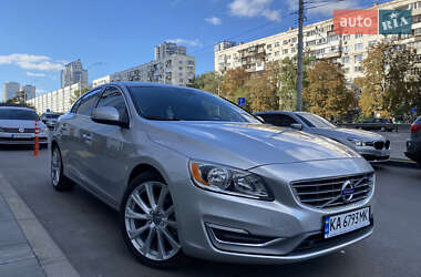 Седан Volvo S60 2016 в 