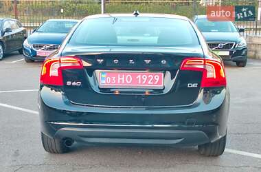 Седан Volvo S60 2012 в 