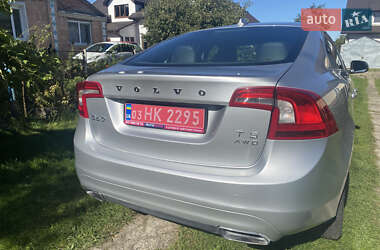 Седан Volvo S60 2013 в 