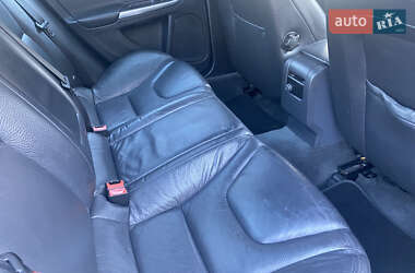Седан Volvo S60 2013 в 