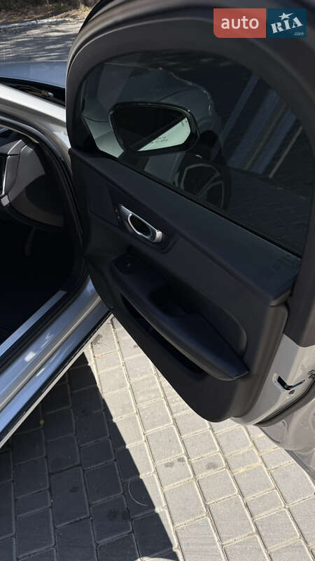 Седан Volvo S60 2023 в Одесі