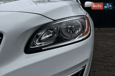 Седан Volvo S60 2015 в 