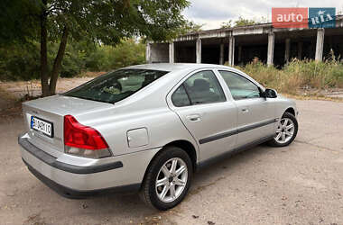 Седан Volvo S60 2002 в 