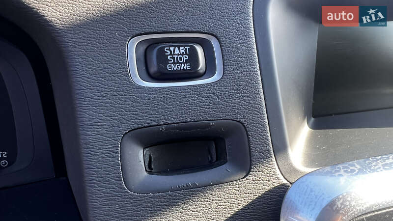 Седан Volvo S60 2011 в Киеве