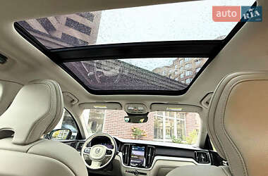 Седан Volvo S60 2024 в 