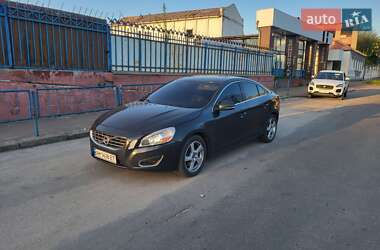 Седан Volvo S60 2012 в Житомире