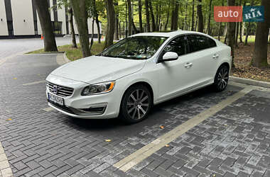 Седан Volvo S60 2017 в 