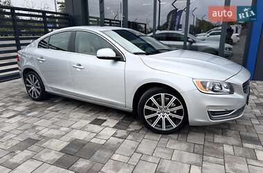 Седан Volvo S60 2014 в 