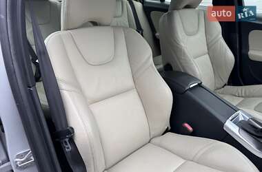 Седан Volvo S60 2014 в 