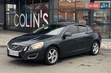 Седан Volvo S60 2011 в 