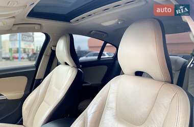 Седан Volvo S60 2011 в 