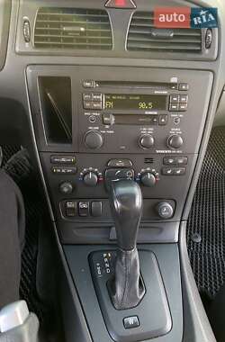 Седан Volvo S60 2004 в 