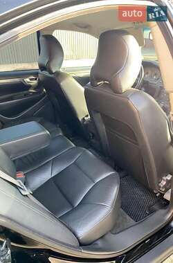 Седан Volvo S60 2004 в 
