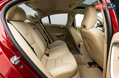 Седан Volvo S60 2014 в 