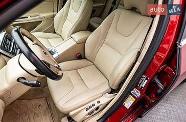 Седан Volvo S60 2014 в 