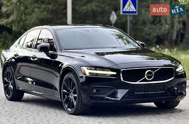 Седан Volvo S60 2021 в 
