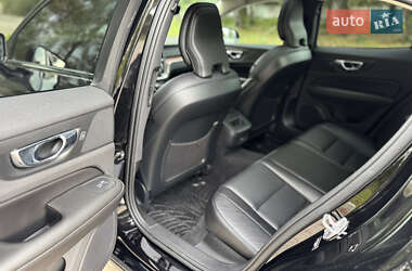 Седан Volvo S60 2021 в 
