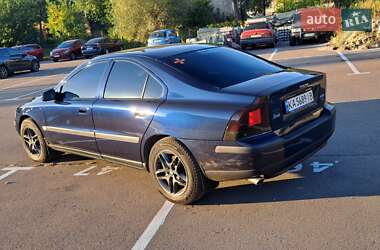 Седан Volvo S60 2000 в 